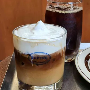 슈퍼브커피로스터스 대표 사진