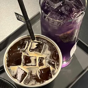 아웃캐스트 대표 사진