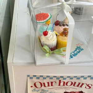 Our Hours 리뷰 사진