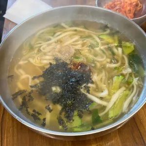 석촌 칼국수 보리밥 본점 사진