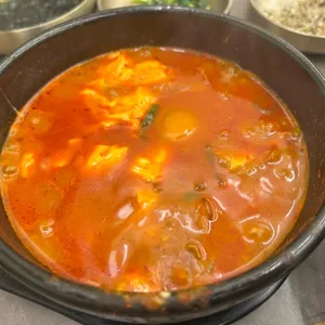 완뚝순두부 사진