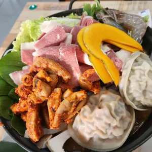 오미오미 수제만두전골&냉면 사진