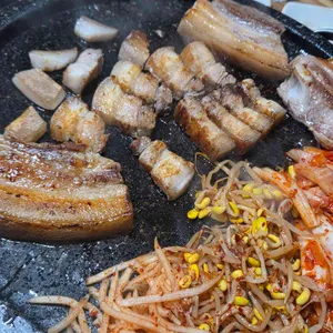 상규네 돌판삼겹살 사진