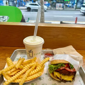 쉐이크쉑 사진 1