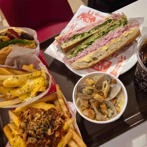 위트앤미트 사진