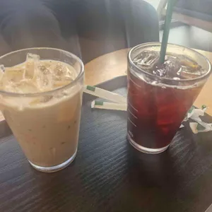 스타벅스 사진 1