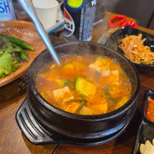 오늘내일도 대표 사진