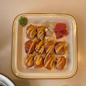 육회바른연어 사진