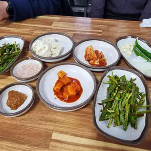 양산돼지국밥 사진