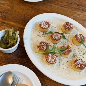 새들브라운 사진