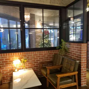 하얀책상 리뷰 사진