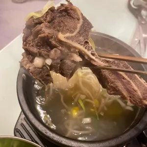 꾸석지돌판한우 사진