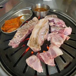 홍대 마포껍데기 대표 사진