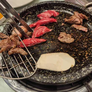 꾸석지돌판한우 사진