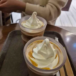 폴바셋 대표 사진