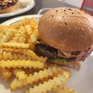 세컨드코너 사진