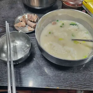 화성식당 사진
