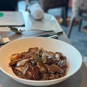 더 그레이트 홍연 사진