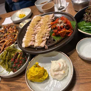 남자마늘보쌈 대표 사진