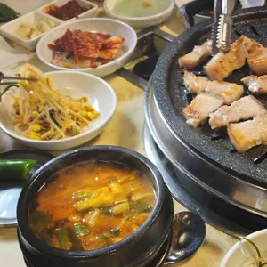 복돼지두루치기 대표 사진