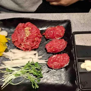 육회바른연어 사진