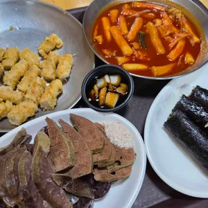 김민경의섹시한꼬마김밥떡볶이 대표 사진