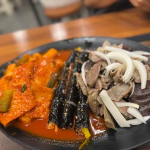 진경순 부대꼬마김밥 대표 사진