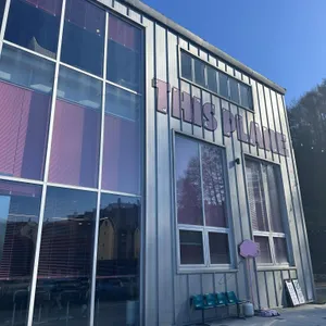 디스플레인 사진 2