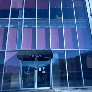 디스플레인 대표 사진