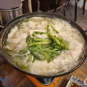 범하다 대표 사진