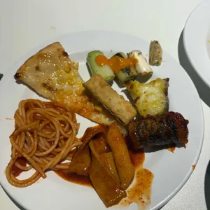 애슐리퀸즈 대표 사진