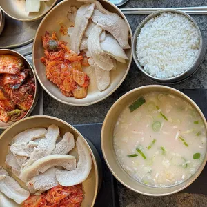 정짓간 돼지국밥 사진