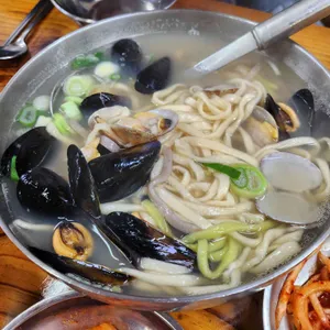 이조칼국수 대표 사진