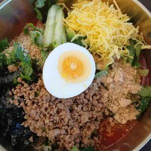 평이담백뼈칼국수 대표 사진