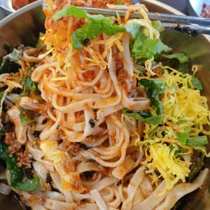 평이담백뼈칼국수 사진