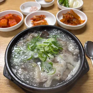 축령산 사랑가득국밥 대표 사진