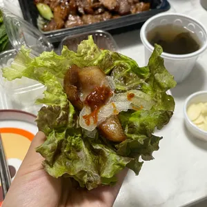 제육의법칙 대표 사진