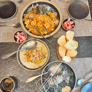 이그조틱 대표 사진