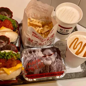 룡룡버거하우스 사진