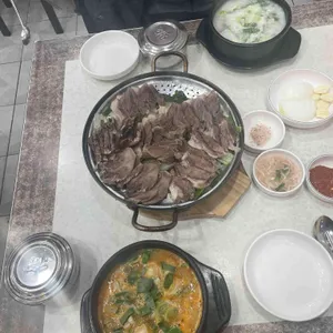 정동진순대국소머리국밥 대표 사진