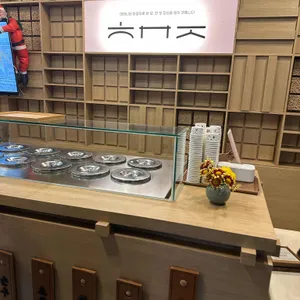 카페 동화 리뷰 사진