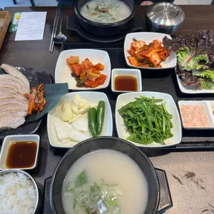 연향정 돼지국밥 대표 사진