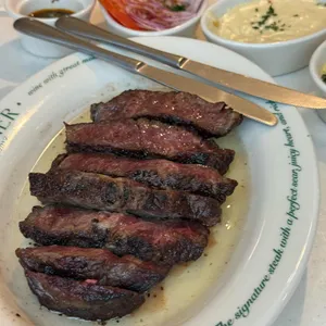 포크너 대표 사진