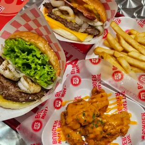 왓더버거 대표 사진