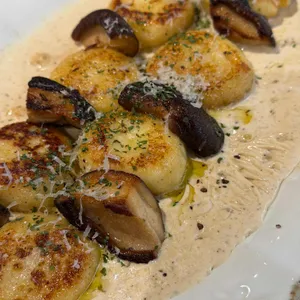 귀족의만찬 사진