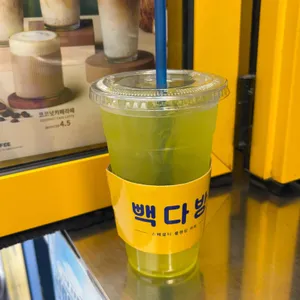 빽다방 수원역점 대표 사진