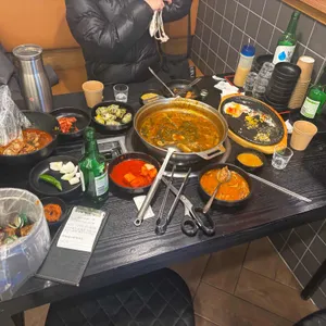 본가왕뼈감자탕 대표 사진