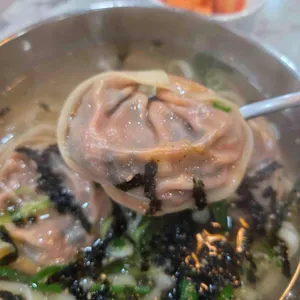 찬우물옛날손칼국수 대표 사진