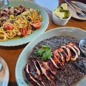 라보테 대표 사진