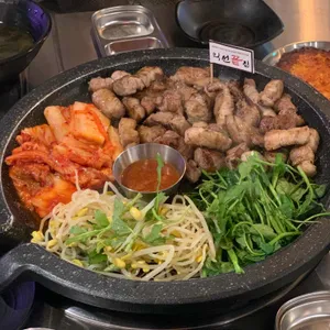 익선끝집 대표 사진